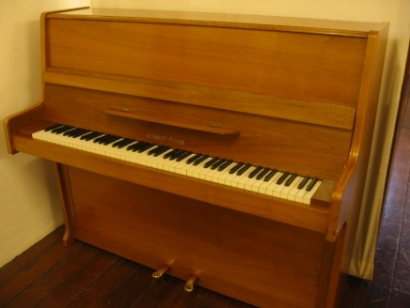Schmidt-Flohr piano