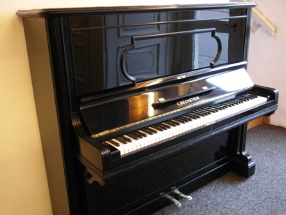 Hoge Bechstein piano