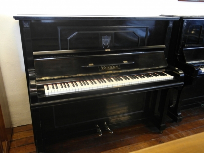 Baldur piano