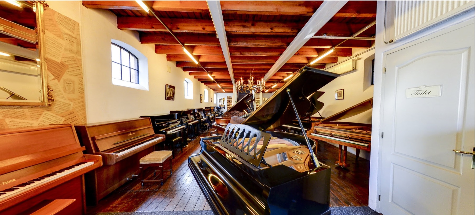 piano winkel Emile van Leenen